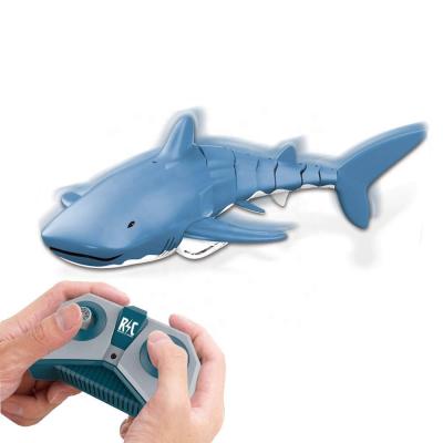 China 2.4G 2.4G Shark Model Remote Control Toy Animal Waterproof Realistic Waterproof Shark In Water River for sale