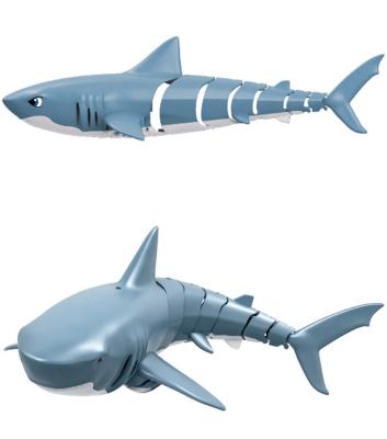 China Waterproof RC Hobby 2.4G Pool Fish Toy RC Water Toy Remote Control Animals RC Shark In Water River for sale