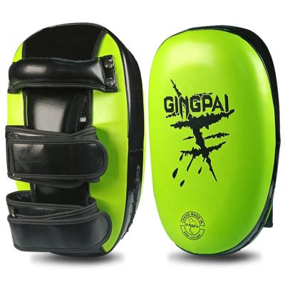 China Comfortable Wholesale Muay Thai Pads Curved Hand Pads Boxing Kicking Pads Kicking Pads for sale