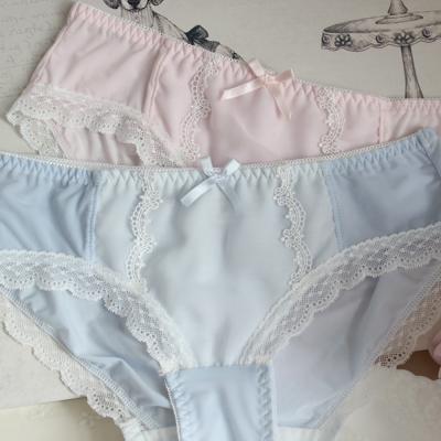 China Antibacterial Japanese Pure Soft Cloud Soft Milk Color Chiffon Lace Silk Splicing Bowknot In Purse Butt Underwear for sale