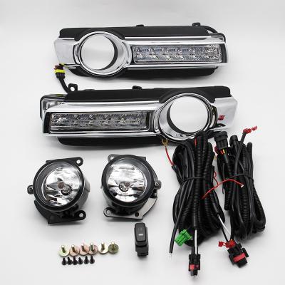 China 12V LED DRL Driving Fog Daytime Running Light Lamp With Yellow Turn Signal Light For Mitsubishi Pajero Montero 2015 2016 2017 Standard Size for sale