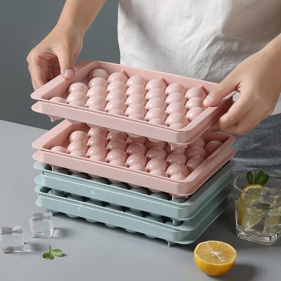 China Viable Hot Sales Macallan Whiskey Ice Ball Maker Container Maker Easy-Release Mold Sphere Amazon Ice Cube Tray for sale