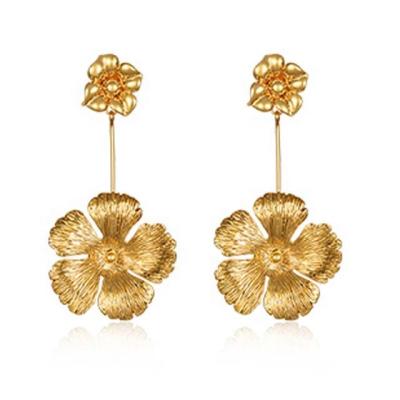 China Retro Lead Free Nickel Free European and American 18K Gold Plated Metal Flower Earrings Exaggerated Earrings Personality Shape Long Cool Earrings for sale