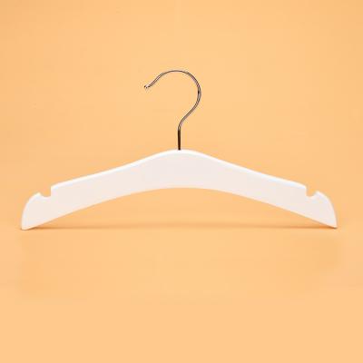 China Durable Inspring Kids Clothes Hanger Wood Children's Cloth Baby Clothes Hanger for sale