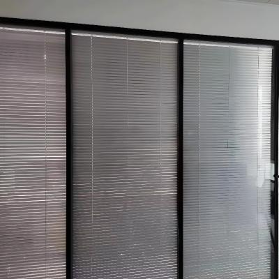 China Doppelverglasete Integralblenden Glas für Aluminiumfenster amerikanische Fensterläden und Türen zu verkaufen