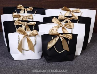 China Recyclable Ribbon Gift Bags For Wedding Christmas Shopping Paper Bag for sale