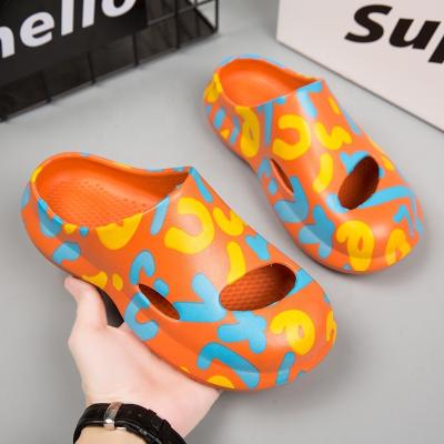 China Fashion Trend QY-CUSTOM Hot Sale Mens Slides Slippers Shape Print Slippers Mens Slides Sandals Ladies Slippers for sale