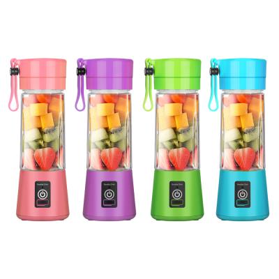 China Car Christmas Gift Mini Portatil Licuadora Blender Safe Portable Hand Blender Juicer Cup for sale