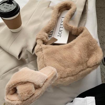 China Fashion trend slipper chinelos fur sandals slips slippers sandals matching bags set fur slippers and purse set fur slides and matching sheers for sale