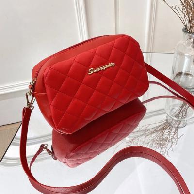 China Simple Cross Coin Purse Reusable Women's Shoulder Bag Fashion Makeup Trendy Rhombus Embroidered Shoulder Bag Fashion Chain Female Ladies for sale