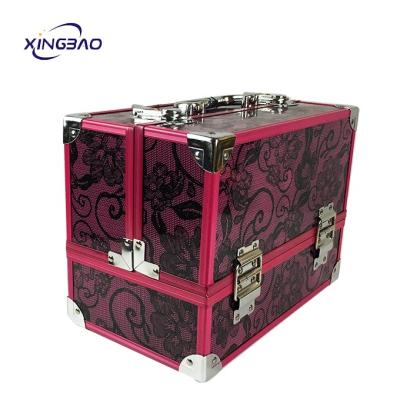 China Normcore/retro custom minimalist portable material cosmetic case travel makeup aluminum train case for sale