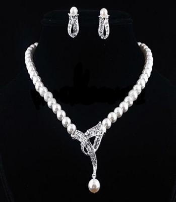 China CLASSIC Necklace Earrings Jewelry Set Bridal Pearl Wedding Jewelry Set Accessories for sale