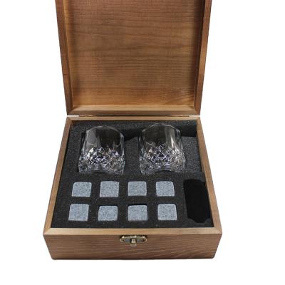 China Amazon Sustainable Top Selling 20*20*20mm Reusable Food Grade Granite Whiskey Ice Cubes In Wooden Box for sale