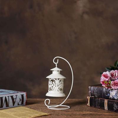 China Wholesale Home Decor White Fancy Lantern with Stand Wedding Centerpieces Small Moroccan Decorative Lantern for sale