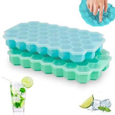 China Sustainable Ice Cube Trays Silicone Ice Cube Molds With Lids , Easy-Release Ice Trays BPA Free for sale