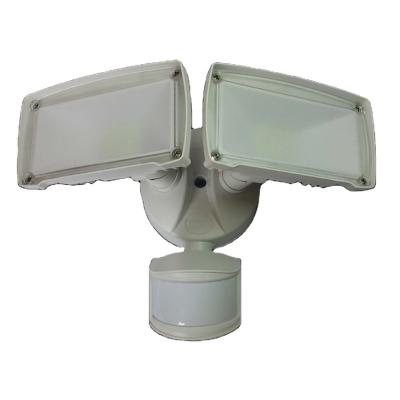 China Adjustable Garden Lamp Head 2500 Lumen Integrated Outdoor LED Security Lights With Outdoor Motion Sensor for sale