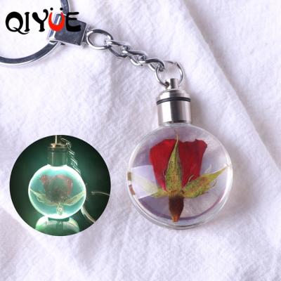 China QIYUE Dry Flower 30mm DIY Handmade Rose Flower Red LED Crystal Glass Keychain for sale