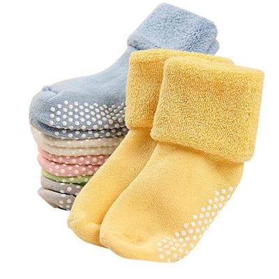 China Antibacterial Adorable Cotton Baby Socks With Non-slip Rubber Soles Good Quality for sale