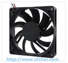 China 80*80*15mm 12V/24V DC Black Plastic Brushless Cooling Fan DC8015 for sale