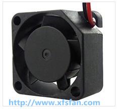 China 20*20*10mm Handheld Projector 5V/12V/24V DC Black Plastic Brushless Cooling Fan DC2010 for sale