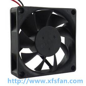 China DC 70*70*20mm 5V/12V/24V Black Plastic Brushless Axial Fan DC7020 for sale