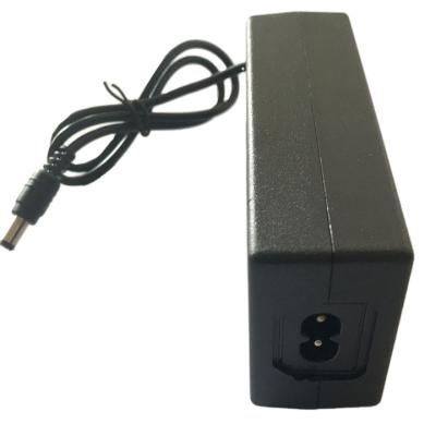 China Promotional Custom Cheap High Quality UK Power Supply Adapter 12V 5A Output Current XD-109 for sale