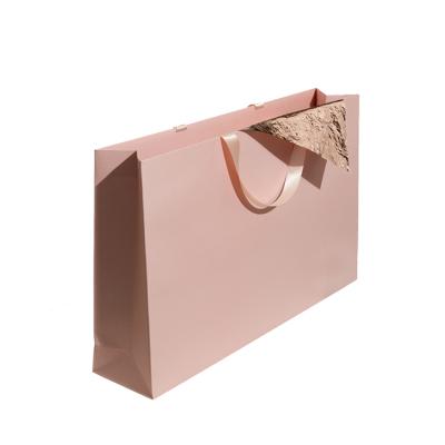 China Factory Wholesale Recyclable Recycle Valentine Sweet Fancy Drawstring Custom Gift Paper Bags For Weddings for sale