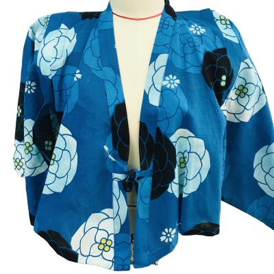 China QUICK DRY women's pajamas with blue floral print without buttons for sale