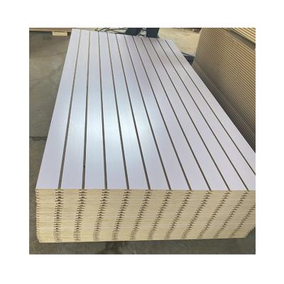 China Modern Premium Quality 5 Slots Lacquer Wood Slotted MDF Wall Panels Panel MDF Slotted Wood Door Skin for sale