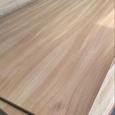 China MDF 1220x2440MMx12MM High Quality Modern 3A Parota Tzalam Fantasy Triplay Tablero for sale