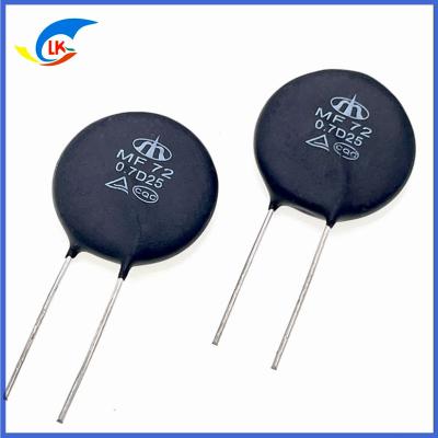 China MF73T 0.7/12 0.7 Ohm 12A 25mm Termistor NTC de alta potencia para lámparas electrónicas de ahorro de energía de alta potencia en venta