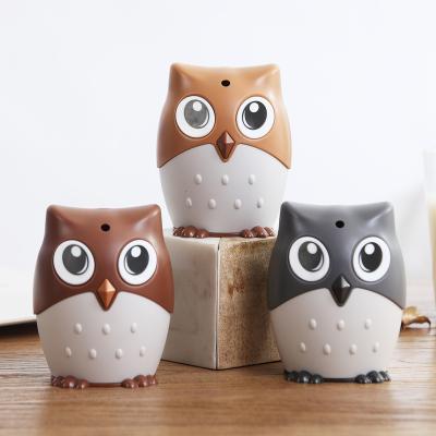 China Creative Cartoon Owl Toothpick Holder Popular Pressed Viable Plastic Toothpick Bucket Dustproof With Cover Box Barrel For Toothpicks for sale