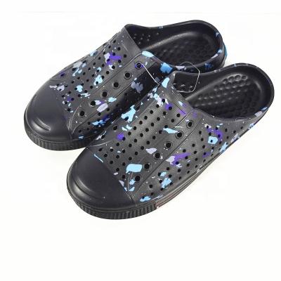 China Waterproof Wholesale Custom Design Clogs Lightweight Recyclable Unisex EVA Garden Shoes for sale