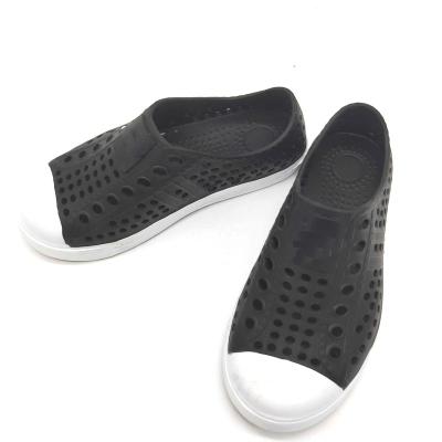 China Anti-odor Factory Price Breathable Casual Shoes Men's EVA Foam Beach Shoes for sale