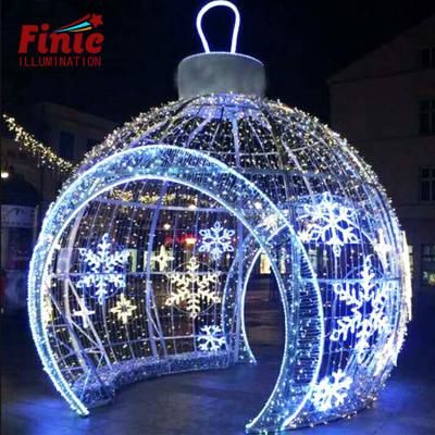 China New FINIC Use Ip65 Metal Frame Commercial Waterproof Bright Rope String Light All Holiday Outdoor 3D Ball Led Pattern Light for sale