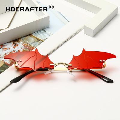 China Fashion Sunglasses HDCRAFTER Colorful Metal New Bat Women's Sunglasses Fashion Party UV400 Rimless Eyewear Eyewear Unisex Fashionable Cool CE for sale