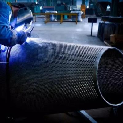 China Steel Cone Pipe Steel Screen Steel Netting For Petrochemical for sale