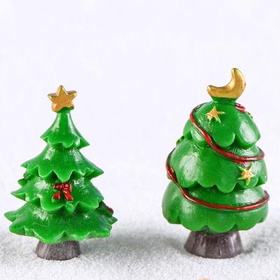 China 2022 Festival Scenery Figurine Products Ornament Crafts Festival Features Mini 4 Cm 5 Resin Miniature Green Merry Christmas Tree for sale