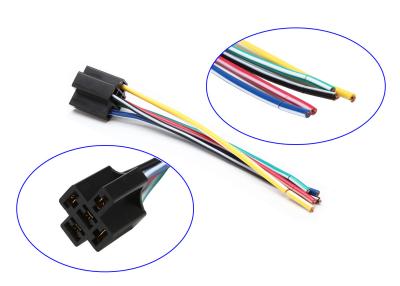 中国 車のための十字のプラム タイプ26 AWG 14mmの容易な配線用ハーネス 販売のため