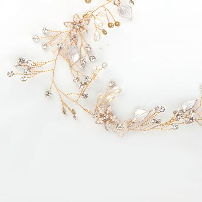 China Metal Wedding Headpiece Gold Color Metal Pearl Leaf Headband For Woman for sale