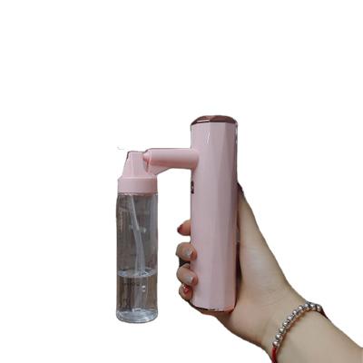 China Household Water Beauty Oxygen Injection Handheld Beauty Oxygen Face Water Deep Cleansing Hydration Steamer for sale