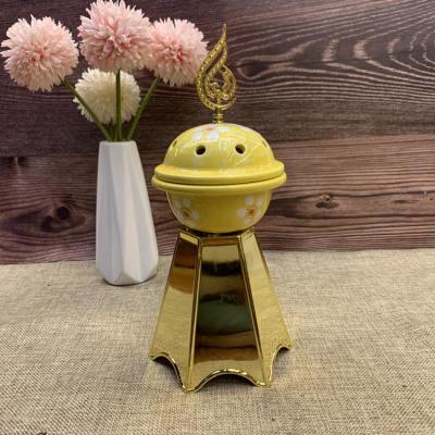 China Cecamics Ramadan Decor Bakhoor Burner Middle Eastern Censer Creative Arabic Incense Holder for sale