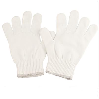 China Highly Flexible 10G Polyester Gloves Seamless White Super Lightweight 100% Comfortable Gloves for sale