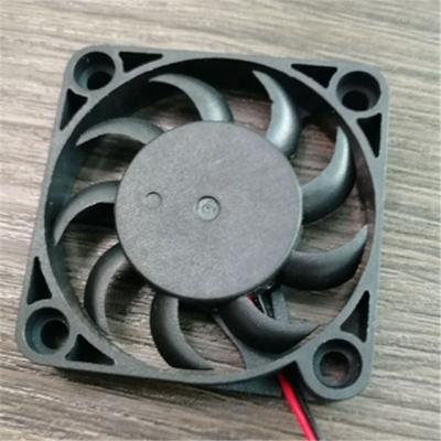 China Baby Incubator China 40x40x7mm 5v 12v 24v Slim Axial Fan with 2pin for sale