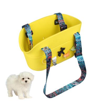 China Hot Sale Product Design Pet Product Design Simple Ultra Light Soft Waterproof Cute Pet Viable Out Of Carry Bag for sale