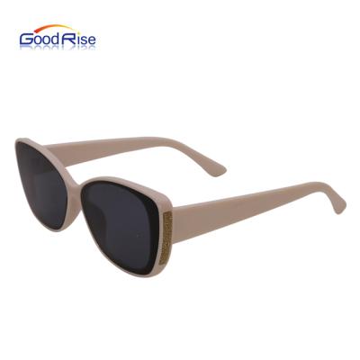 China Custom Made Cat Eye Shape Vintage Fashion Sunglasses Frames UV400 New Fashion Sun Glasses For Women for sale