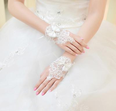 China S153A 2021 New Long Fingerless Bride Flower Rhinestone Embroidered Bridal Fingerless Lace Wedding Gloves for sale