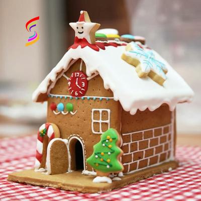 China Full Size Traditional Christmas Gingerbread House Cookie Kit for sale