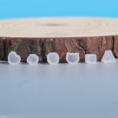 China New product listing diy disposable epoxy resin mold mini earrings cube cat claw like small pendant mold for sale