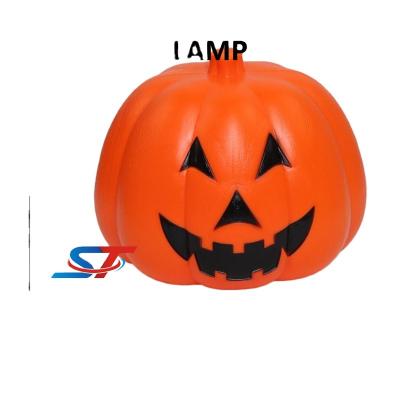 China Hot Sale Halloween Gift Pumpkin Halloween Decoration Home Decor Light Decoration Lamp Battery for sale